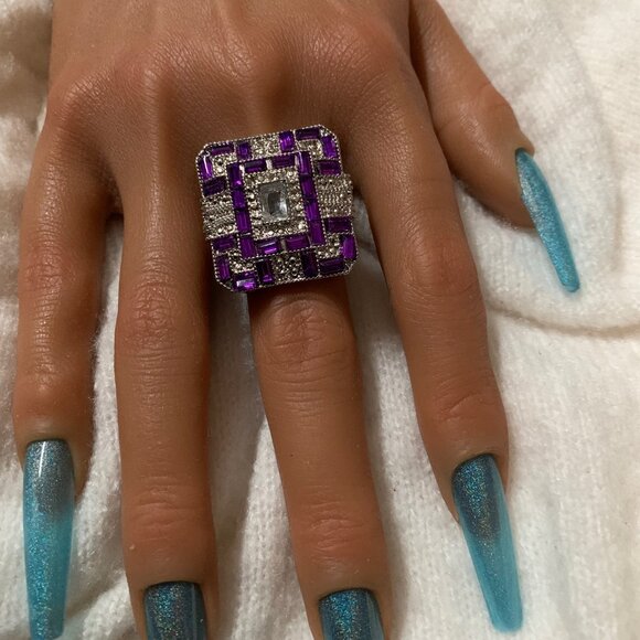 Ring - Picture 2 of 2